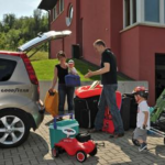preparando viaje en familia